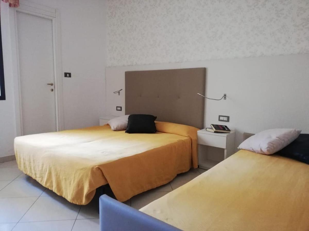 Hotel Metropol Sottomarina Εξωτερικό φωτογραφία