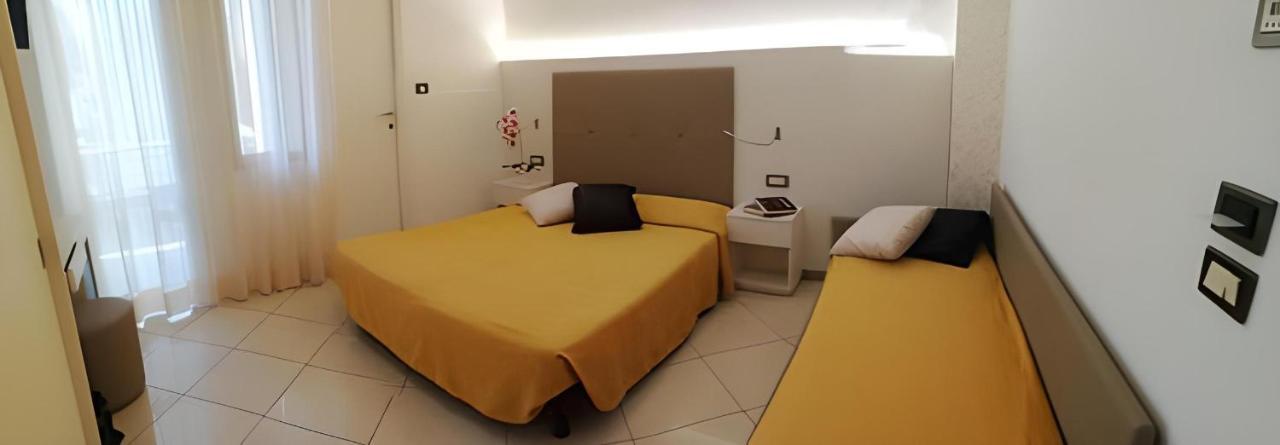 Hotel Metropol Sottomarina Εξωτερικό φωτογραφία