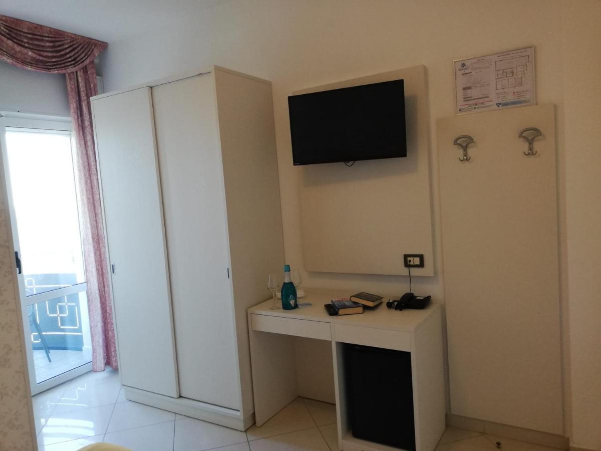 Hotel Metropol Sottomarina Εξωτερικό φωτογραφία