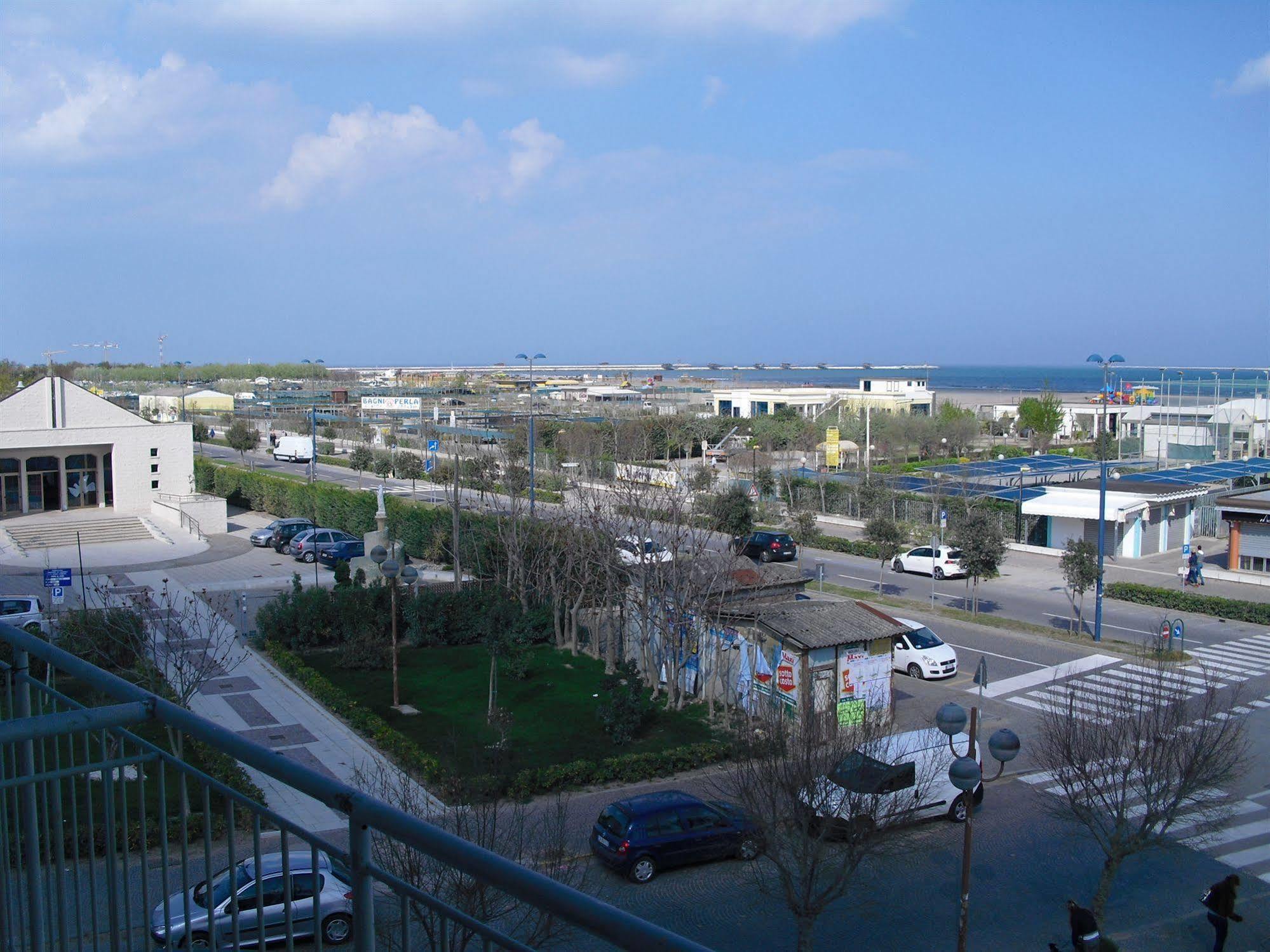 Hotel Metropol Sottomarina Εξωτερικό φωτογραφία